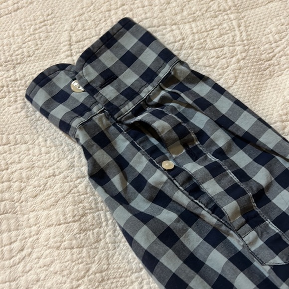 Abercrombie & Fitch Button Down. XXL - Picture 8 of 9